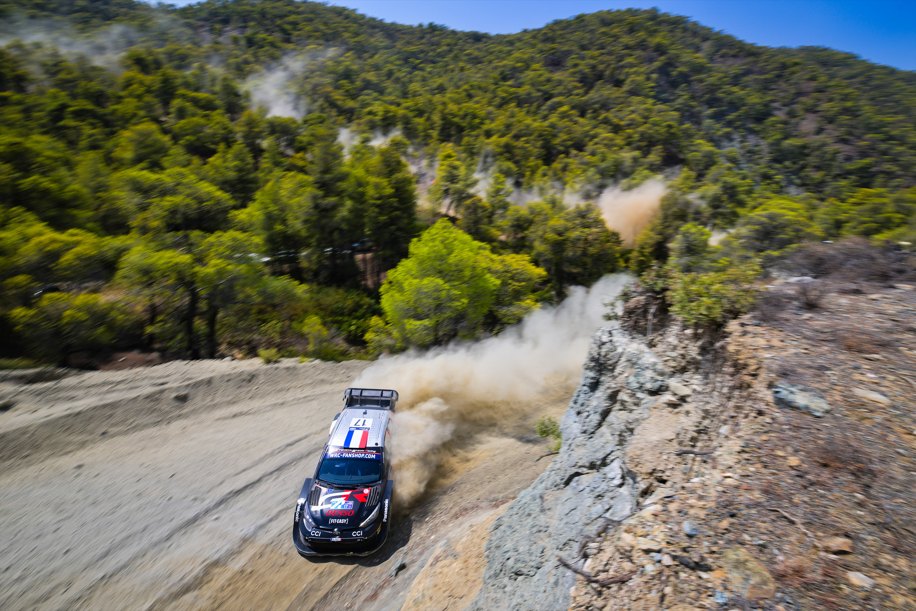WRC 2024 Rd.10 デイ2 | 2024 | プレスリリース | WRC - FIA WRC 2024 Rd.10 デイ2 | 2024 | プレスリリース | WRC - FIA