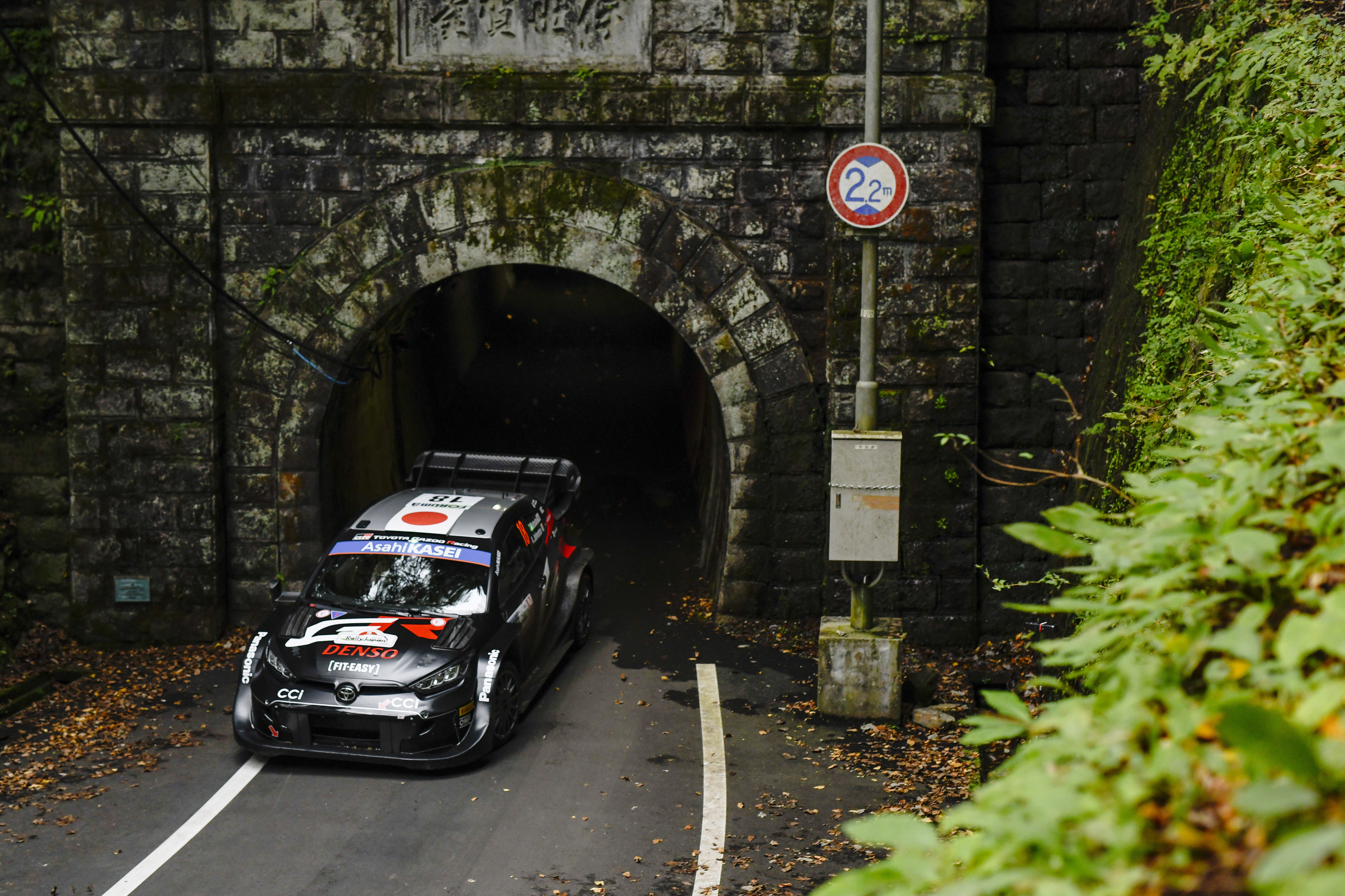 WRC 2024 Rd.13 デイ2 | 2024 | プレスリリース | WRC - FIA