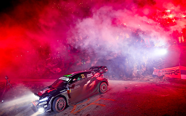 2025年WRC開幕戦ラリー・モンテカルロがスタート エバンスが総合2位に、オジエが総合3位につける