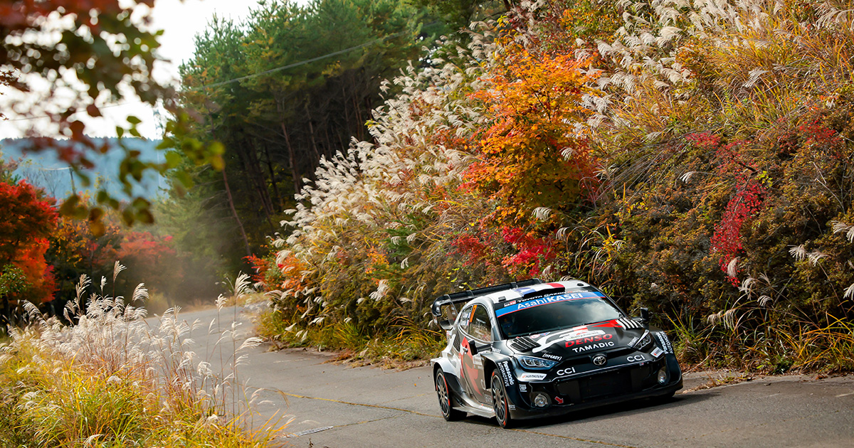 チャンピオンシップを争うオジエとエバンスが大接戦を演じ オジエが、総合2位のエバンスに6.5秒差で首位を守る