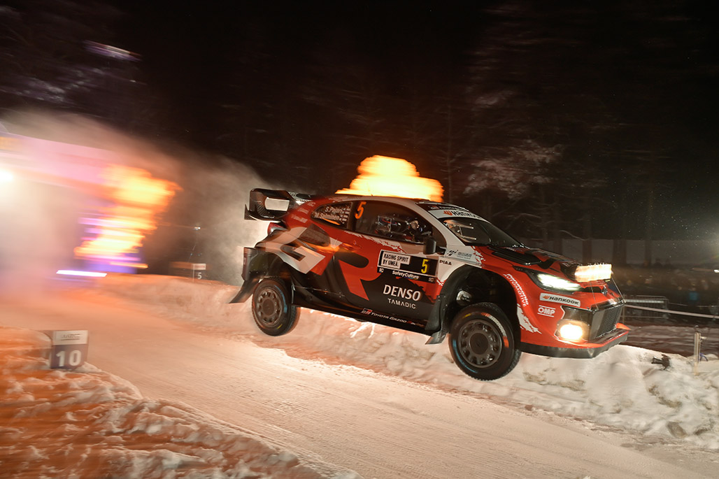 5号車（サミ・パヤリ、マルコ・サルミネン）