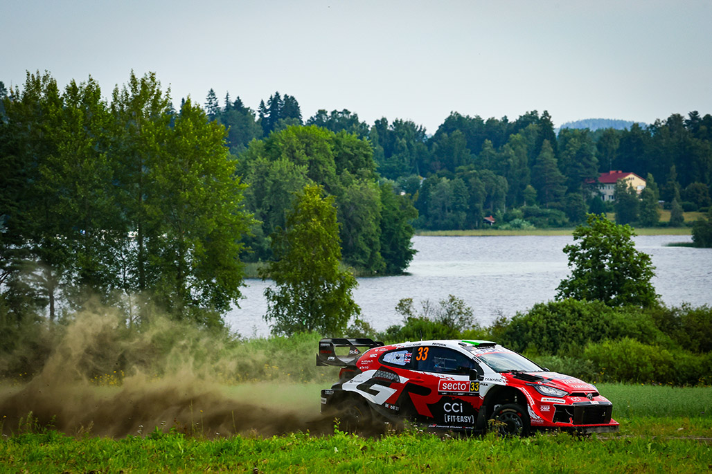 33号車（エルフィン・エバンス、スコット・マーティン）