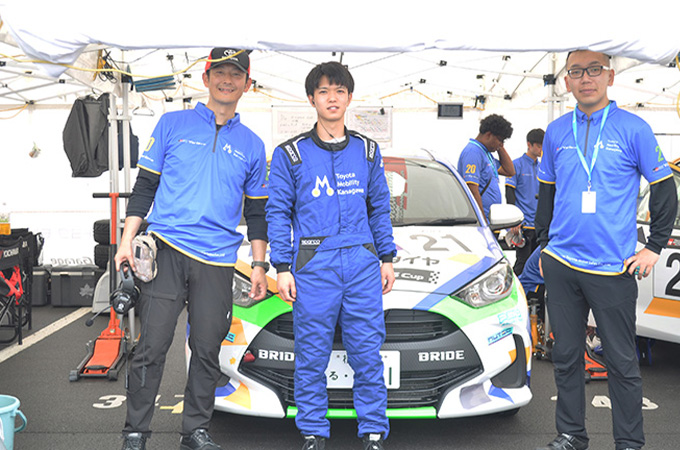 No.021   トヨタモビリティ神奈川/  Tモビリティ神奈川Yaris/  川崎 陸斗 選手