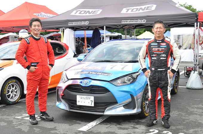 No.077   クロダレーシング/  KRS LOVCA Yaris/  増井 大輔 選手