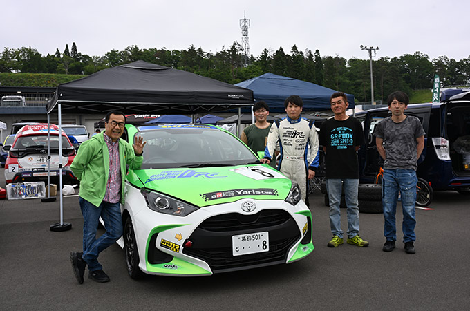 No.008 阿部 友哉 / 東京IRCvivo菊池商店Yaris / 阿部 友哉 選手