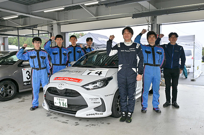 No.074 ネッツ千葉シュポルトレーシング / ネッツ千葉シュポルトYaris / 菅原 祐司 選手
