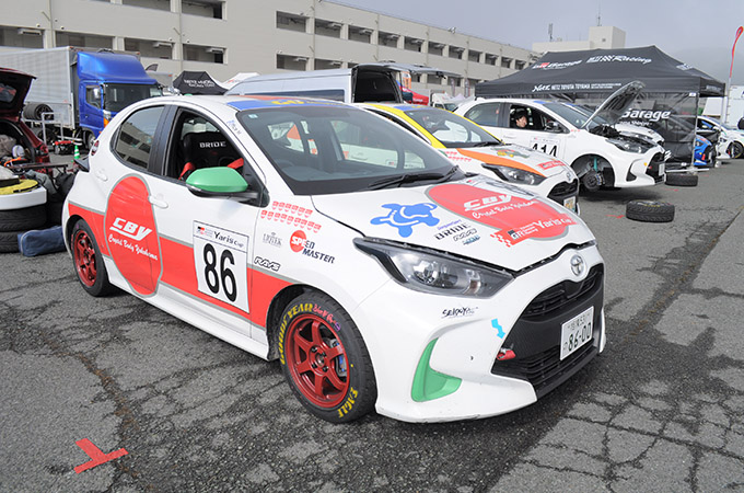 No.086 ドンガメスポーツレーシングチーム / CBYドンガメスポーツYaris / 桐生 清 選手