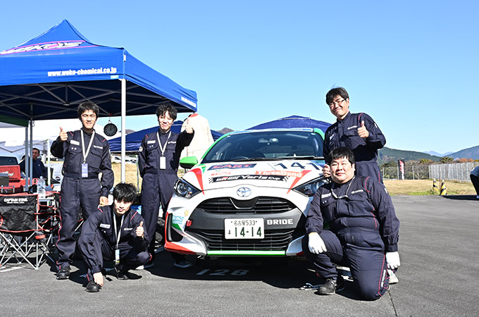 No.141 カローラ愛知レーシングチーム / CARTライチ2号Yaris / 伊藤 祐介 選手