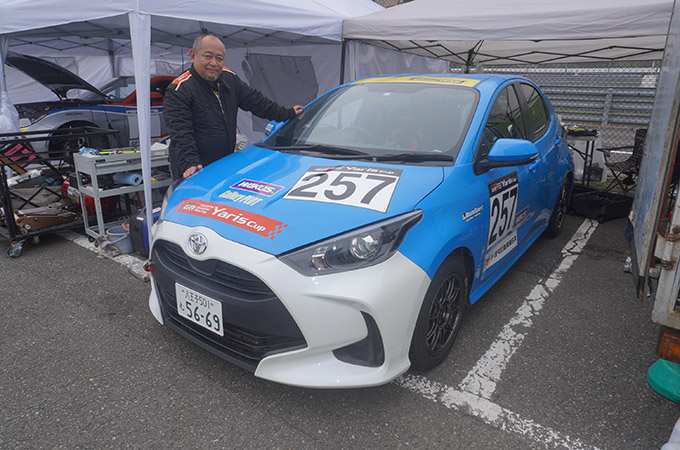 No.257 チームロゴス / RSロゴスギャラリープロットYarisCVT / 下野 幸成 選手