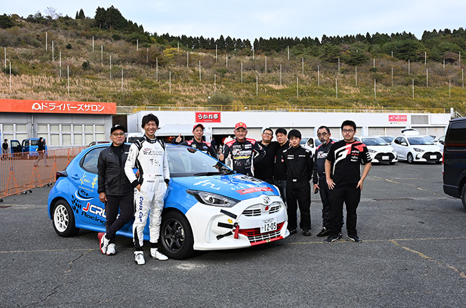 No.460 JCrossRacing / 新大阪きらく!おきつ内科CLYaris / 廣島 嵩真 選手