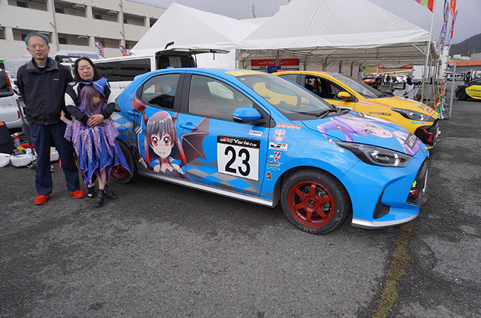 No.023 クミレール ファクトリー / レッツクミレール Yaris CVT / みほ 選手