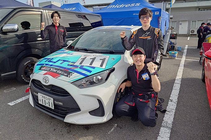 No.111 ミッドレスwithヒシキレーシング / NUTEC制動屋ミッドレスYaris / 千葉 翔太 選手