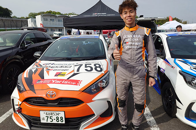 No.758 トヨタカローラ名古屋レーシングチーム / Jmsグリーンロード 1号 Yaris / 石橋 智宗 選手