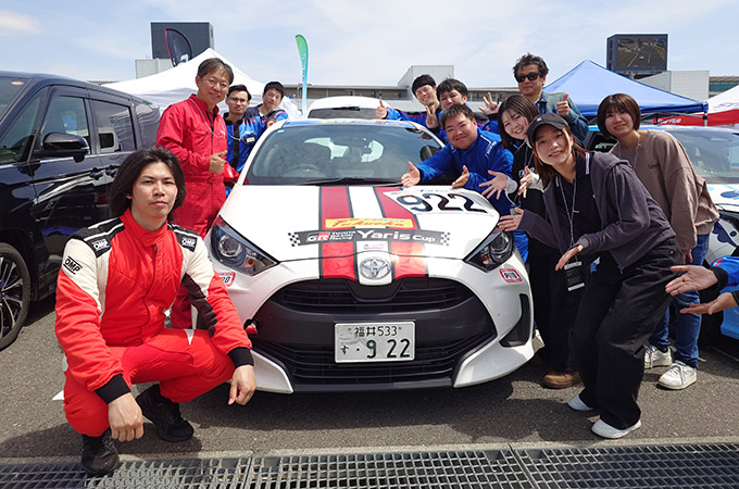 No.922 福岡 穂 / 福岡鈑金☆ペイントプロテクション☆Yaris / 福岡 穂 選手
