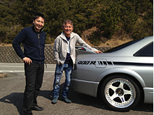 R33好きな松田君とのGT-R談義は尽きることがなかった。彼はこの先永遠に、400Rを大切にしてくれるだろう。