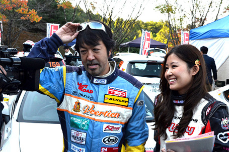 GAZOO Ladyの皆川選手は「黒ちゃん」こと黒岩選手のコ・ドライバーとして活躍した。