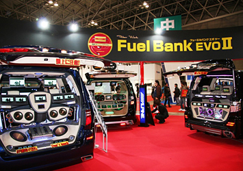 スーパーオートバックス 3台並んだ姿は圧巻！！
