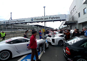 VLN-2 車検風景①