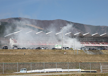 NASCARスペシャルラン 最後のドーナツターンはこのスモーク！