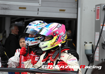 木下選手 #152 LEXUS LFA、井口選手 #304 TOYOTA 86