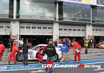 ピット風景　#152 GAZOO Racing / LEXUS LFA