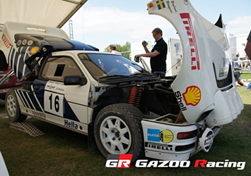 フォード RS200