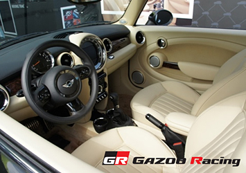 MINIとロールスロイスがコラボした「inspired by GOODWOOD」