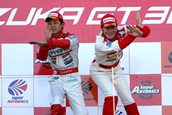 脇阪とロッテラーはこの鈴鹿が初コンビ。2009年にもタイトルを獲得することとなる名コンビはここからスタートした。