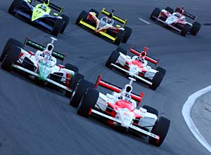 激しい首位攻防戦の末超僅差で2位となったS.ホーニッシュ・Jr.