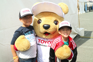 トヨタ くま吉 TOYOTAキャップの兄弟と@ スーパーフォーミュラ 2015年 第5戦 オートポリス