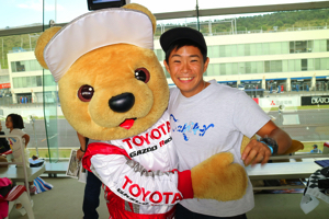 トヨタ くま吉 井口選手と@ スーパーフォーミュラ 2015年 第5戦 オートポリス
