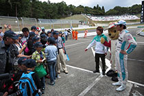 トヨタ くま吉 勝田選手と中山選手と