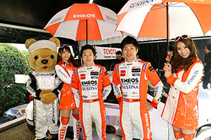 レクサス くま吉 LEXUS TEAM LeMans ENEOSのドライバーとコンパニオンと@ TGRP 横浜