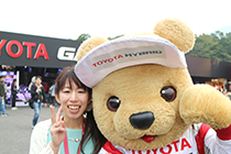 トヨタ くま吉 audiストラップの女性と@ WEC 2015年 第6戦 富士6時間レース