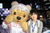 トヨタ くま吉 nakajima racingストラップの女性と@ WEC 2015年 第6戦 富士6時間レース
