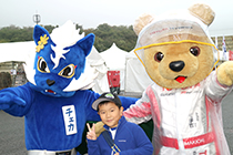 トヨタ くま吉 チェカと青フリースの男の子と@ WEC 2015年 第6戦 富士6時間レース