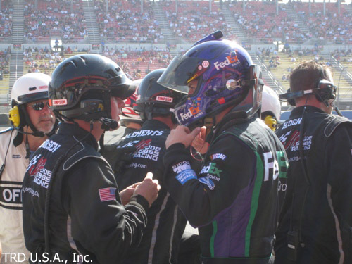 Denny talking with crew