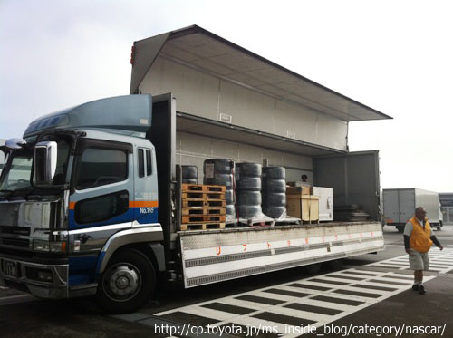 20101126_TMSF_freight.JPG