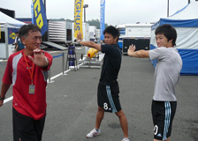 レース前のウォームアップ風景