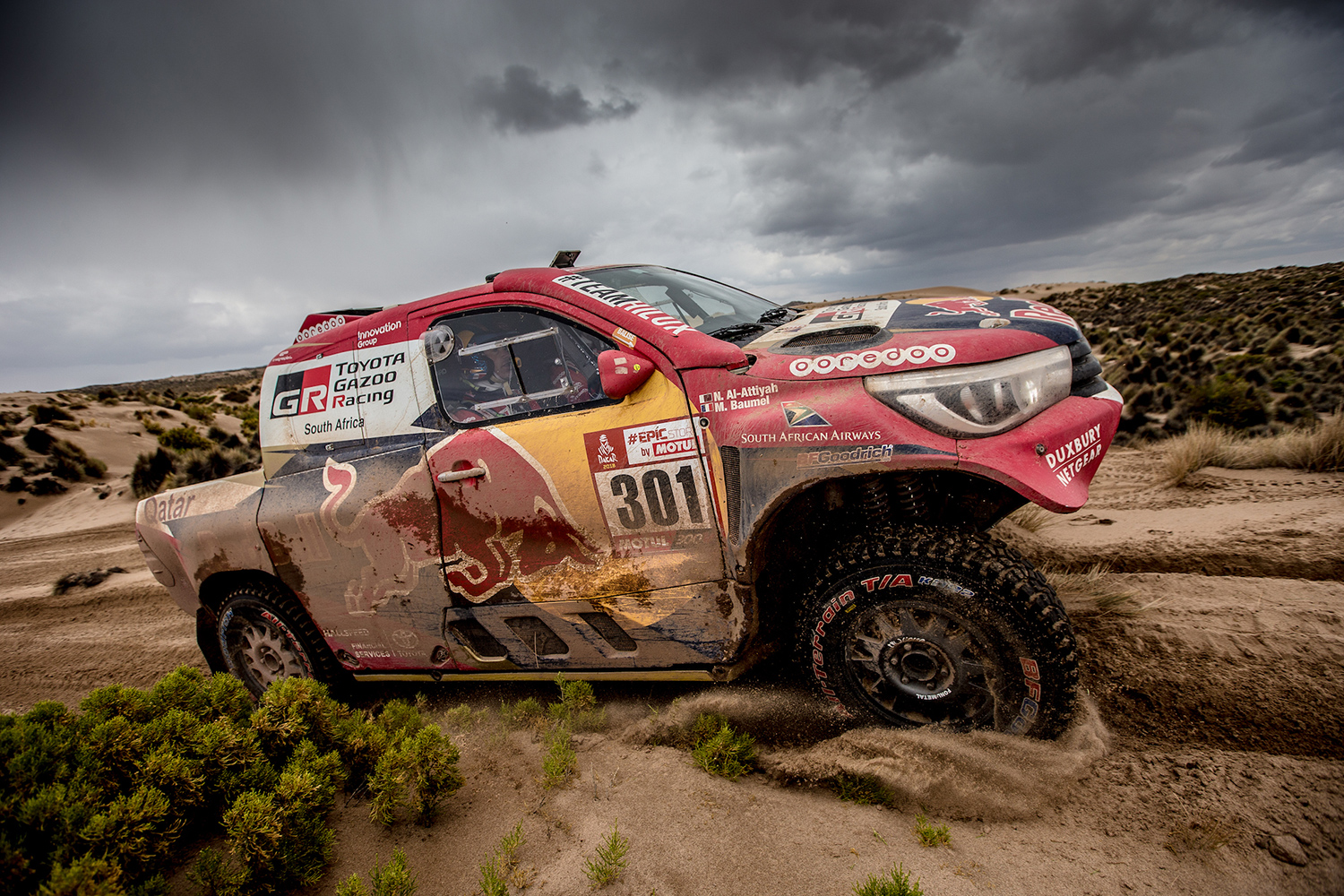 Ралли фестиваль. Toyota Hilux Dakar. Toyota gazoo Racing Dakar. Ралли Дакар подвеска.