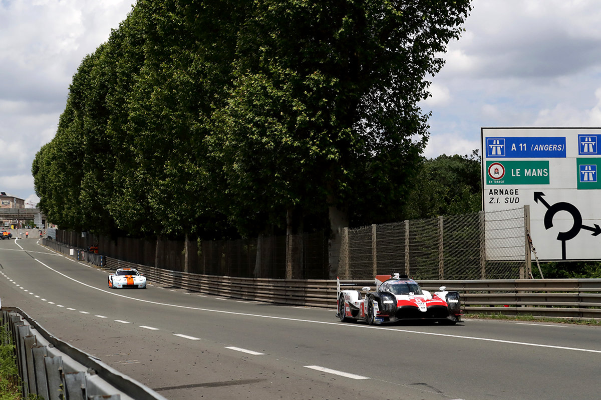 TS050 HYBRID #8 at the Circuit de la Sarthe