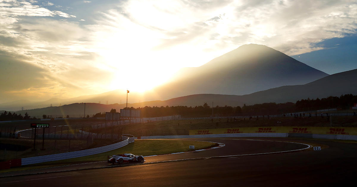 TS050 HYBRID's in the sunset