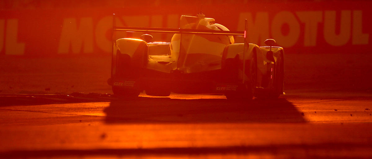 #8 TS050 HYBRID at sunset