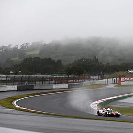 TS050 HYBRID #7 at the Fuji speedway Lexus corner