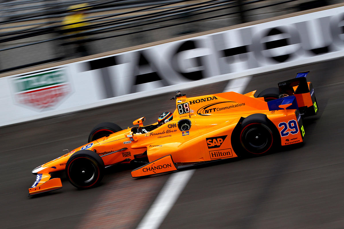 Fernand Alonso joined McLaren Honda Andretti and competed in Indy500 for his first time (2017).