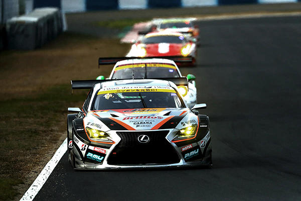 The LEXUS RC F GT3 competes with other FIA GT3 cars in SUPER GT