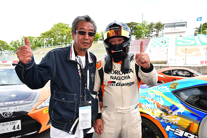OPENクラス初のシリーズチャンピオンとなった安藤正明選手