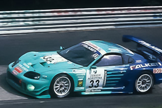 ニュルブルクリンク24時間では、総合3位を快走した。日本人としても日本車としても、もちろん僕にとってもベストポジションである。