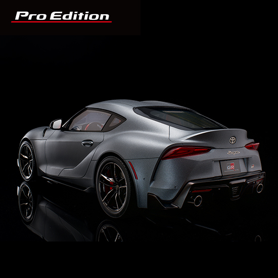 GR SUPRAモデルカー 1/18 Pro Edition