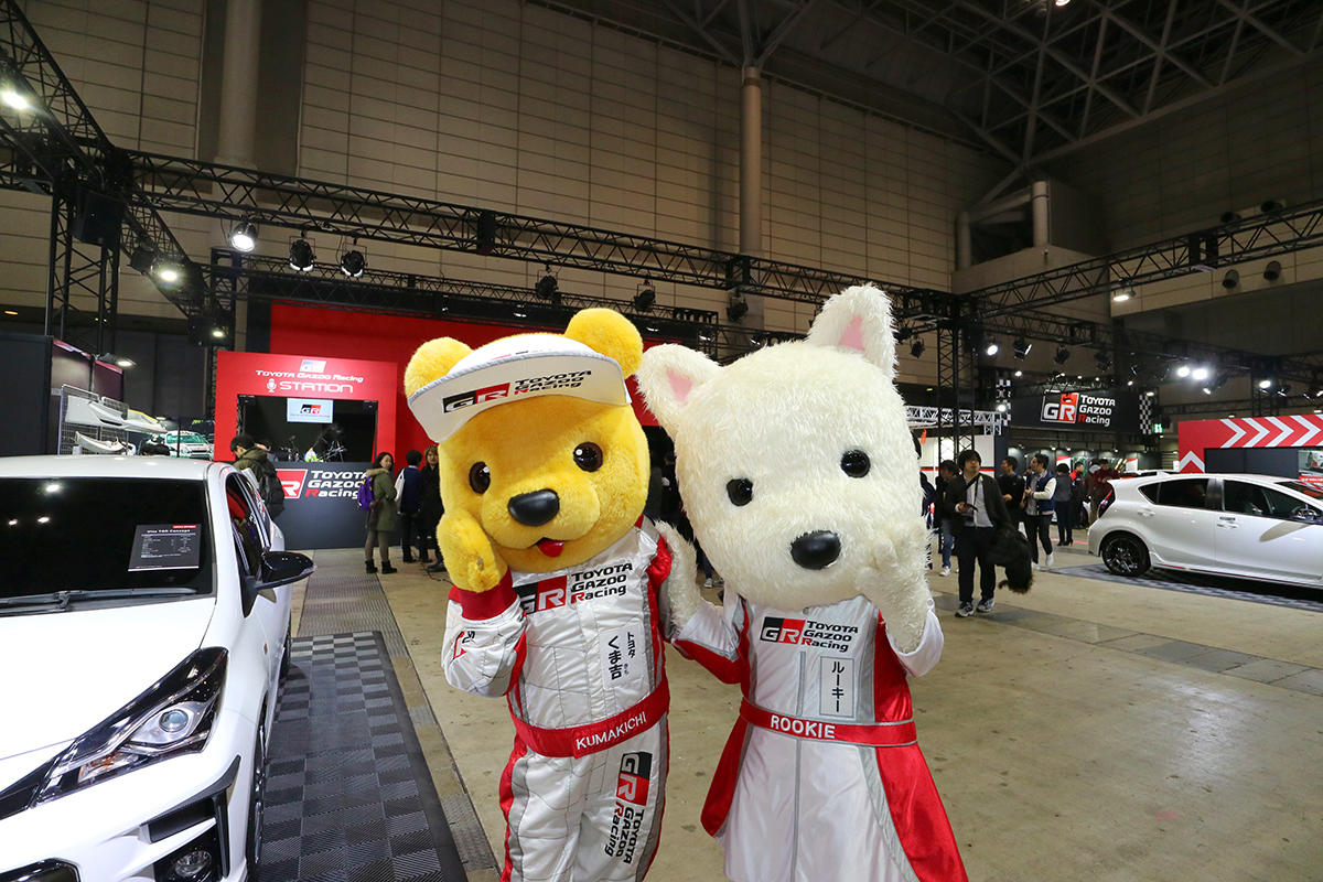 東京オートサロン 2016に参加したトヨタ くま吉とルーキー